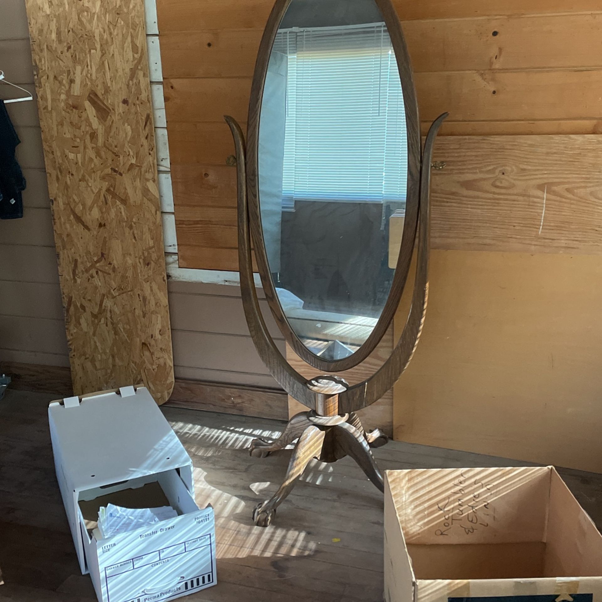 Oval Reproduction Antique Mirror