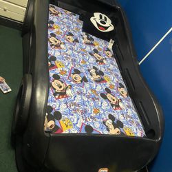 🚘🚘$$240-(firm price) gently used Twin size play car bed (gently used) FRAME ONLY MATTRESS NOT INCLUDED!!! Colorful wood frame (has car designs) is i