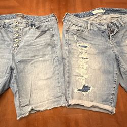 Torrid Shorts Size 14