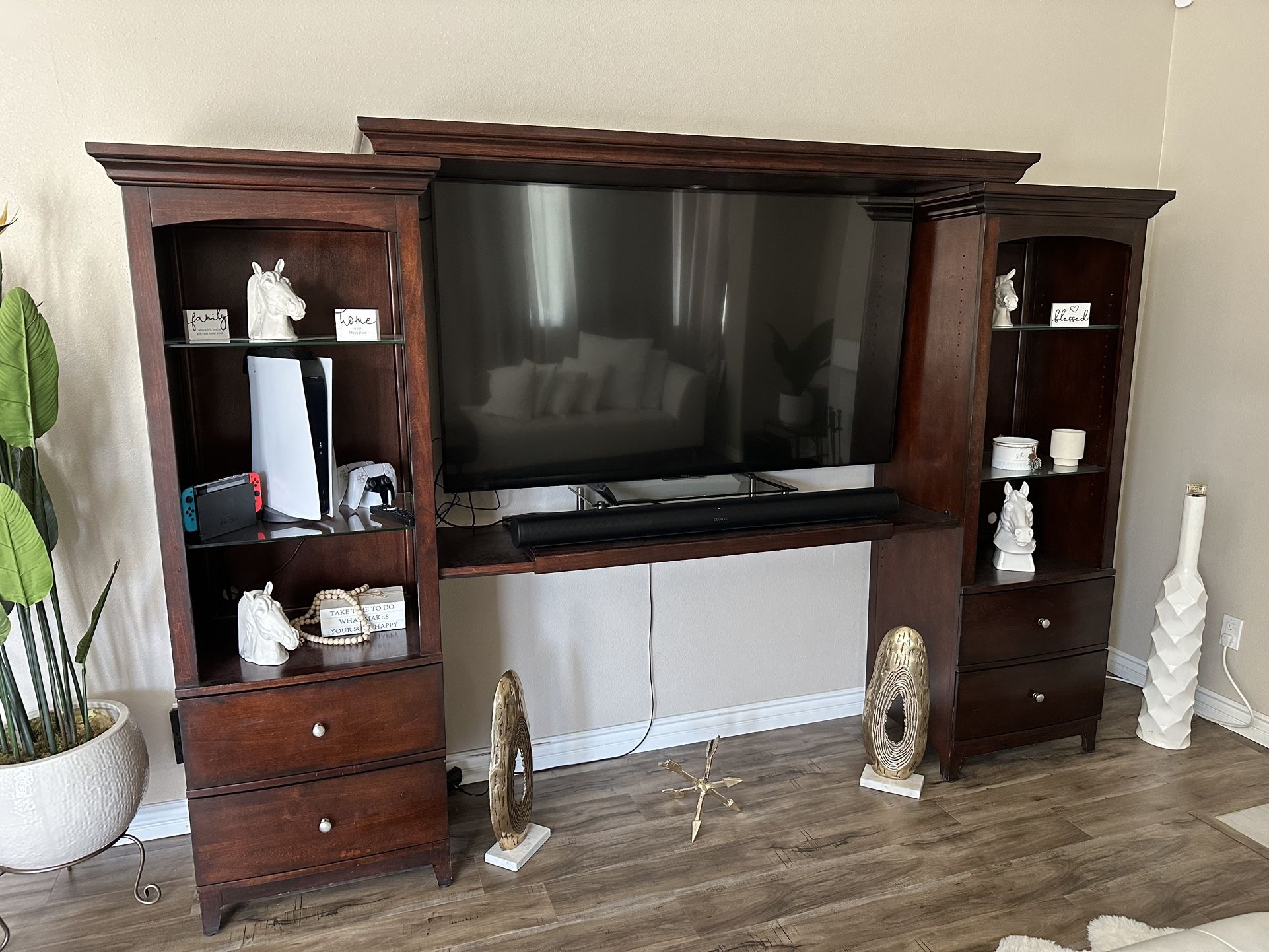 TV Entertainment System solid wood