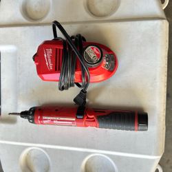 Milwaukee  M4