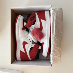 AIR JORDAN 1 RETRO HIGH OG Size 11