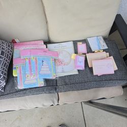 wedding banners and plates 