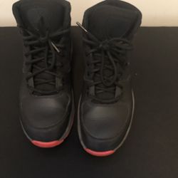 Nike ACG Boots Size 7Y (boys/men) Like 9 Women’s