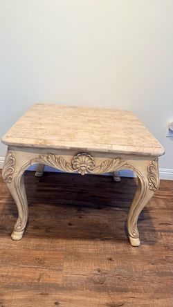 Classic / Rococo Style Coffee Table