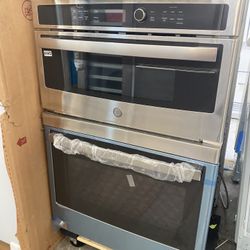 New Ge 27” Microwave Oven Combo Electric 