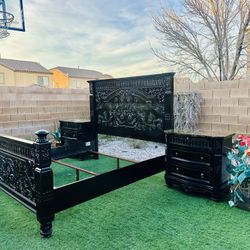 BEAUTIFUL CAL KING BED FRAME & NIGHTSTANDS ( MARBLE TOP-COLLECTION ) VERY HEAVYY!!!! ( FREE DELIVERY 🚚 FIRST FLOOR ) GREAT CONDITION 👌🏻🥰