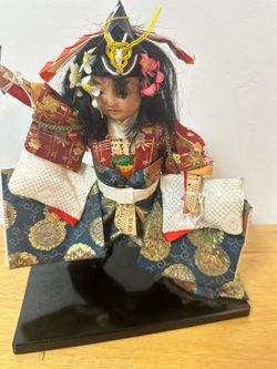 This item is an authentic vintage Japanese Musha-ningyo (samurai warrior doll)