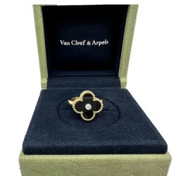 Van Cleef Ring 