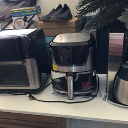 Insignia 10 Qt Air Fryer Oven  New Open Box 