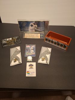 SD Padres - Tony Gwynn Collectibles