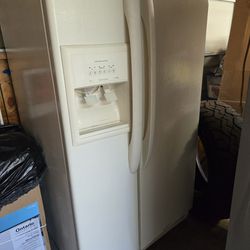 Refrigerator 33 Inch