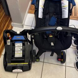 Doona Stroller/car seat and base