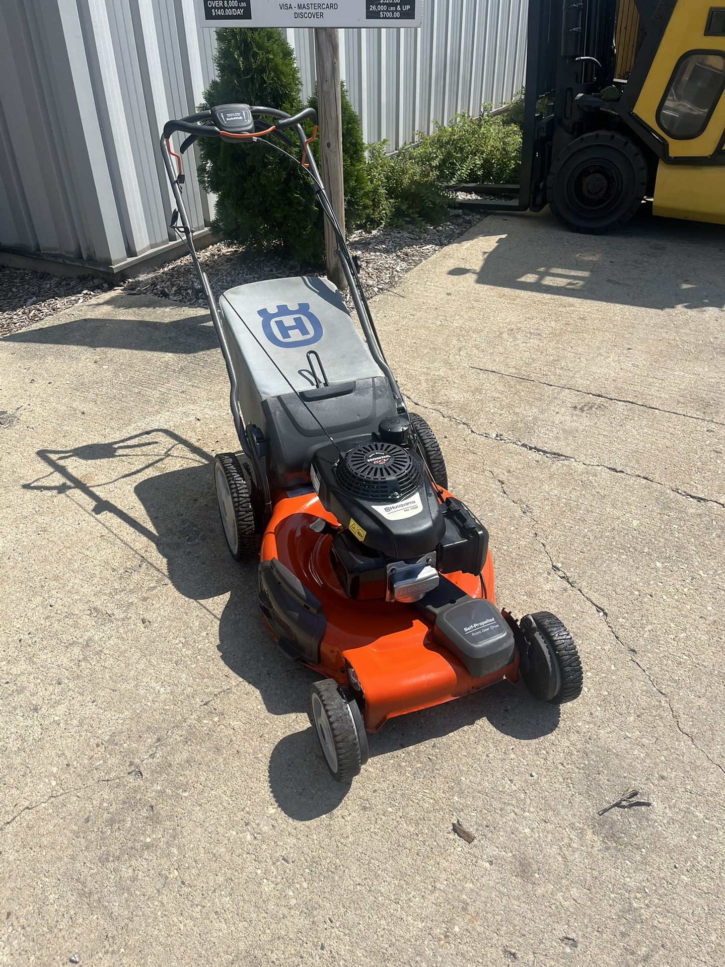 For sale a Husqvarna HU700F lawn mower.22 inches cut self propelled,Honda https://offerup.com/redirect/?o=bW90b3IuaXQ= is in good working condition, I