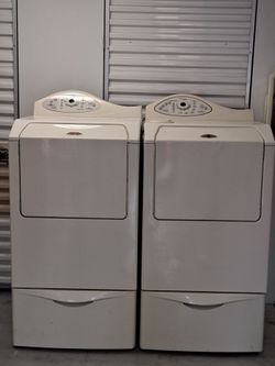 Maytag Washer And Dryer Set