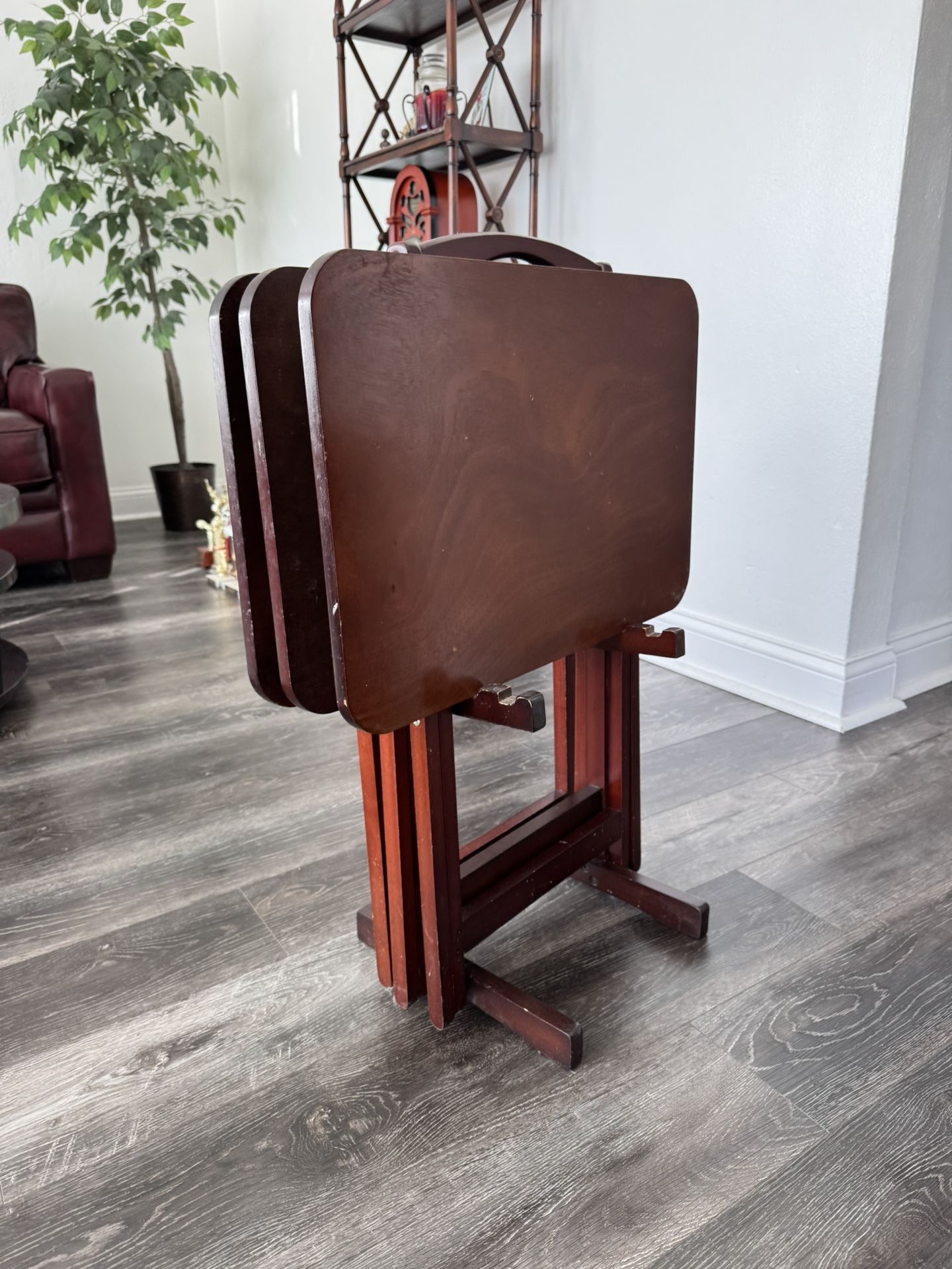 🍽️ FREE! Set of 3 (plus holder) Wooden TV Trays / Snack Tables 🍽️