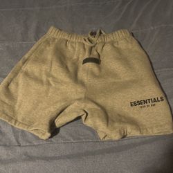 Essentials Shorts