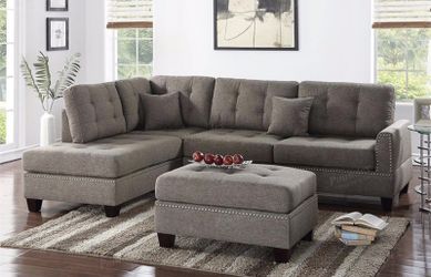 In stock 📦Sectional with studs ⭐️ matching ottoman included ✨