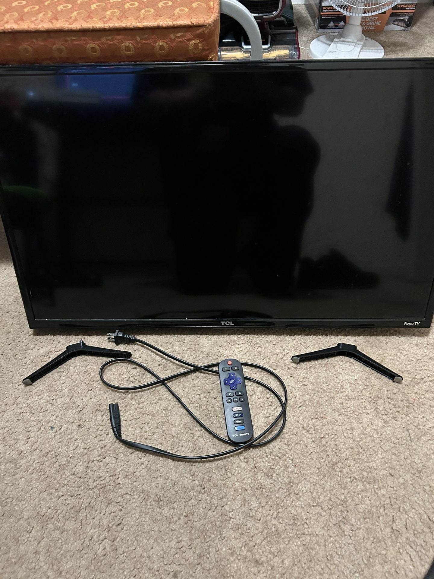 32in TCL Roku Tv