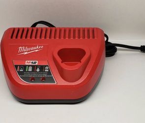 Milwaukee new Charger M12