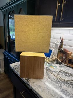 Modern Bamboo Cube Table Lamp with Linen Shade