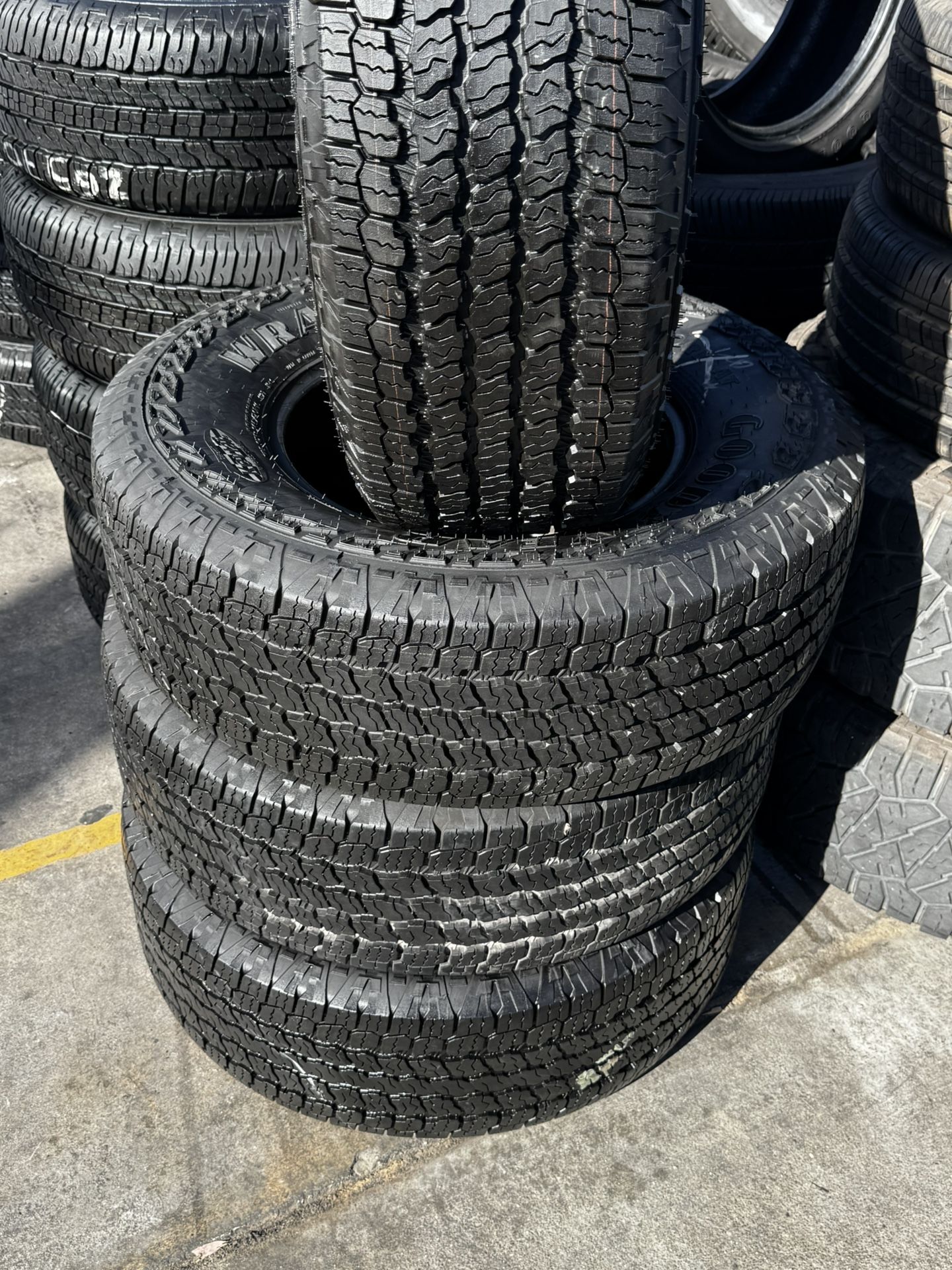 FOUR GOOD USED TIRES 265/70/16 GOODYEAR WRANGLER ALL TERRAIN 95%TREAD LIFE 