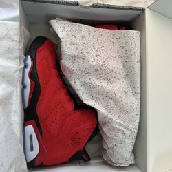 JORDAN RETRO 6