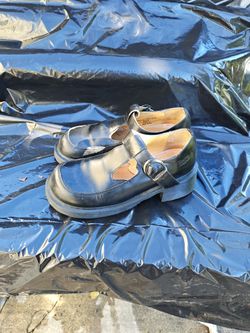 Doctor Martens Women's Shoes Size 5. 