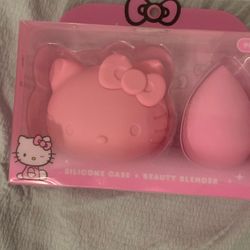 HELLO KITTY BEAUTY BLENDER AND SILICONE CASE 