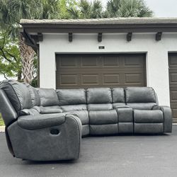 Sofa/Couch Sectional - Manual Recliner - Leather - Gray - Delivery Available 🚛