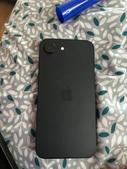 iPhone 16e