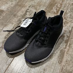 Women Reebok Shoes 7.5 NEW