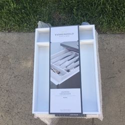 Trashold 4 Drawer Organizers Brand New Never Used 