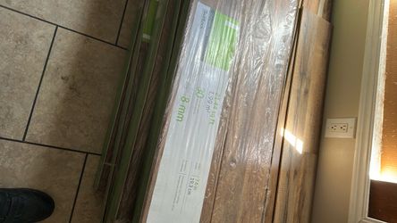 Laminate flooring