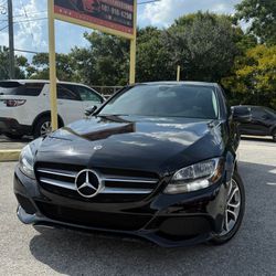 2017 Mercedes-Benz 🚗