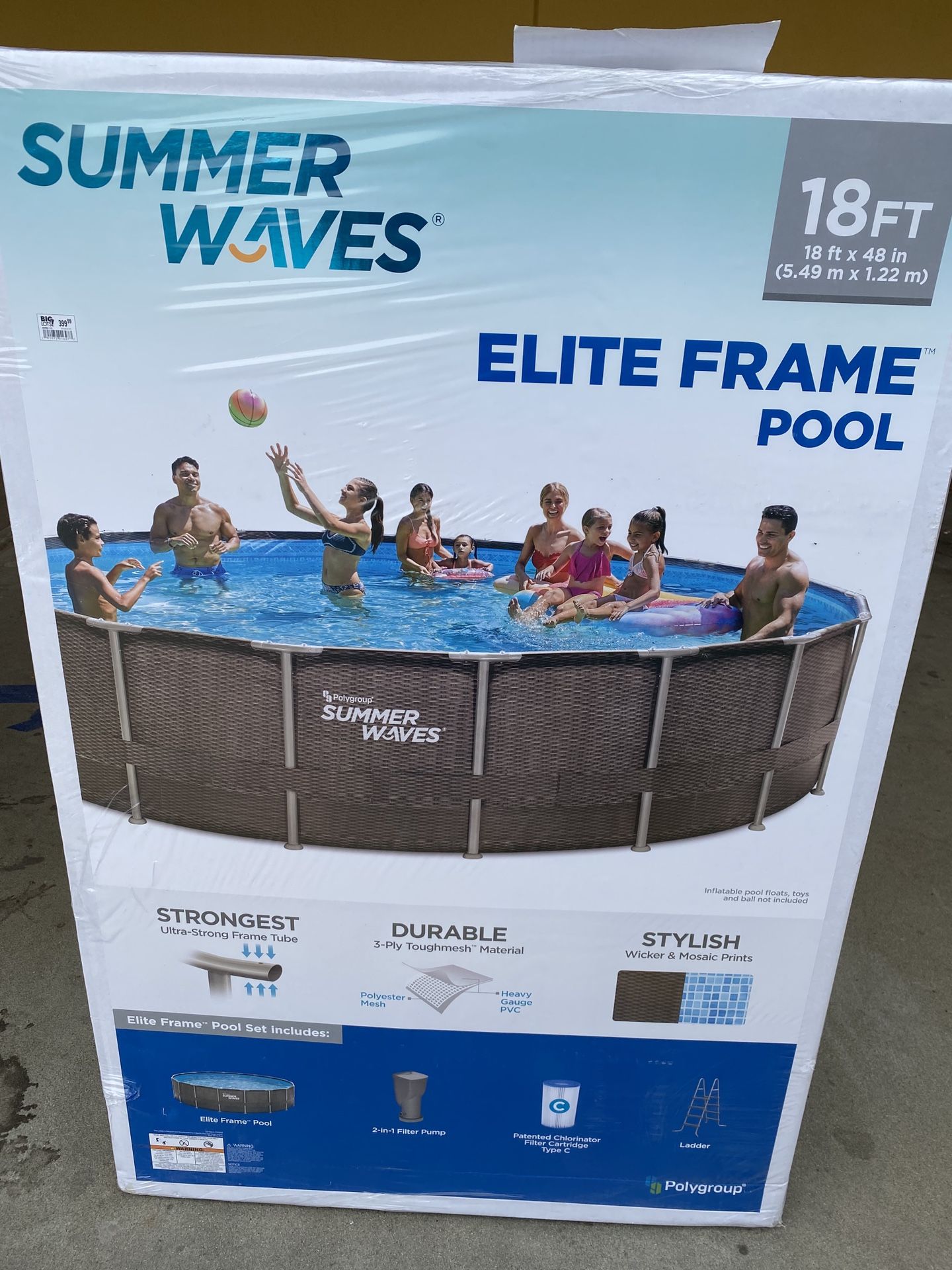 Brand New Swimming Pool Summer Waves (18ft)