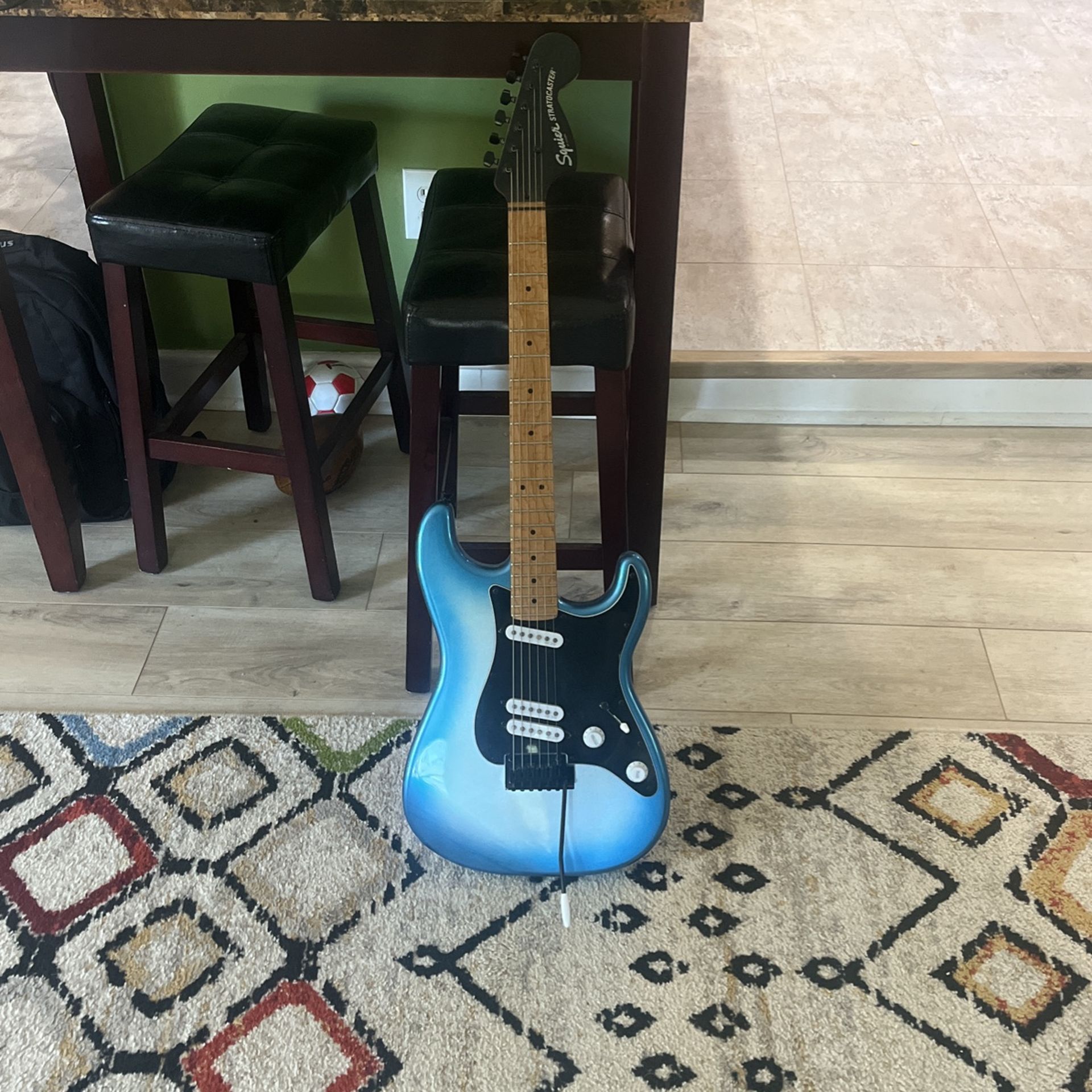 Squier Strat