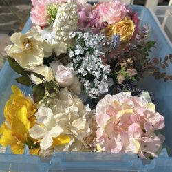 Big Yard Sale  945 5th Fillmore California 93015  Solamente Hoy