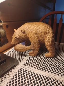 Hand carved grizzy