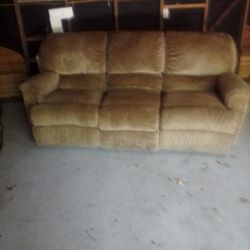 Double Recliner Couch In Good Condition