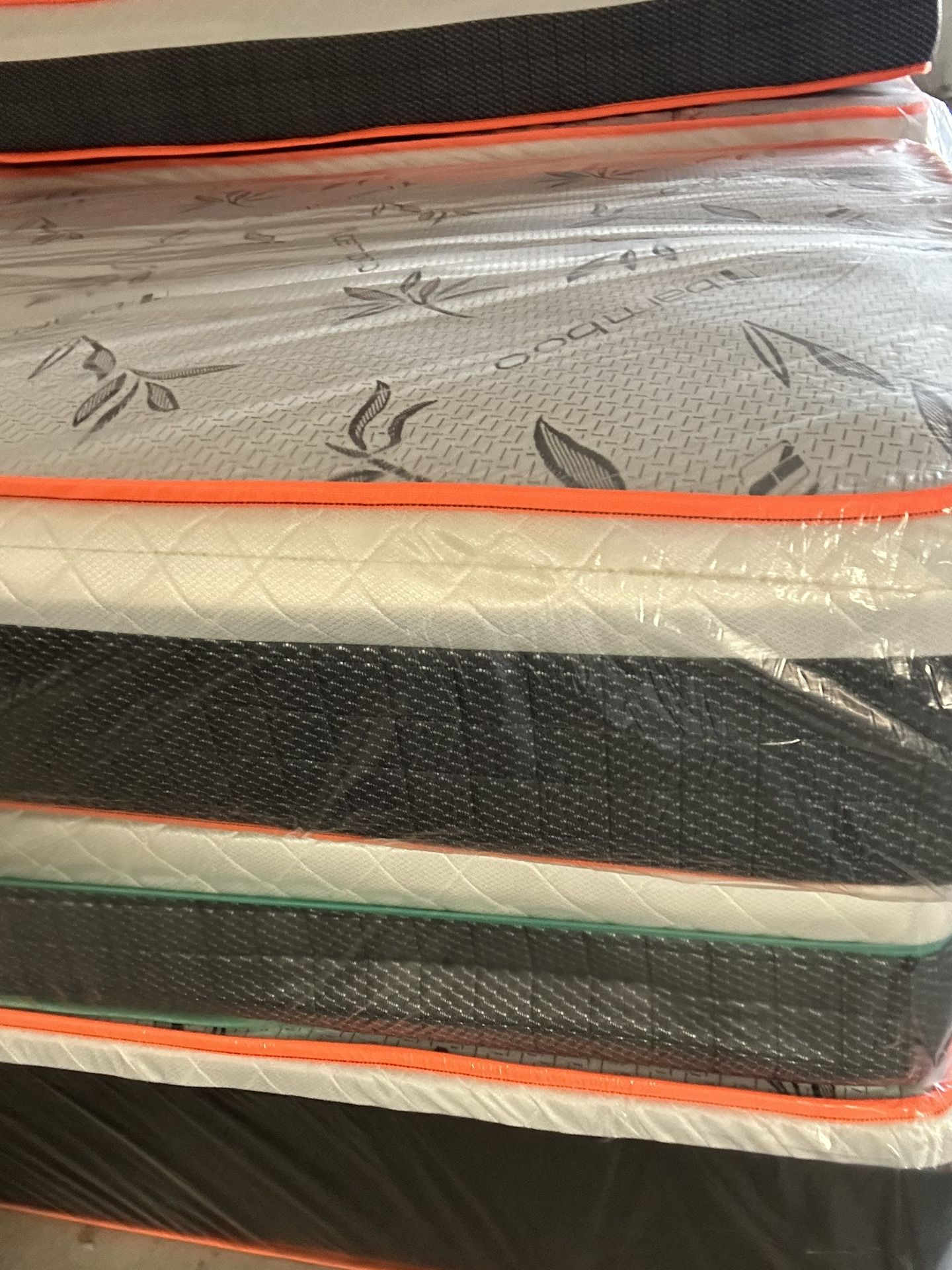 Queen Size Plush Pillow Top