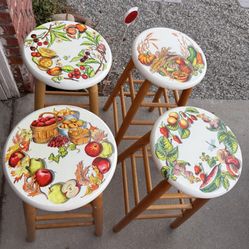 4 Bar Stools