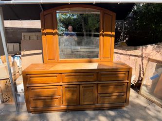 Thomasville Oak Dressers and Chest of Drawers with attached mirror