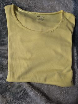 Women’s shirt