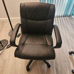 Desk chair