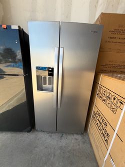 Whirlpool Side-by-Side Stainless Steel Refrigerator