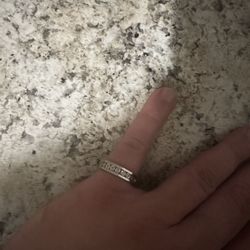 10 K White Gold Ring 