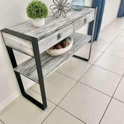 Vintage console table 