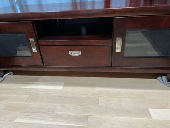 Tv stand