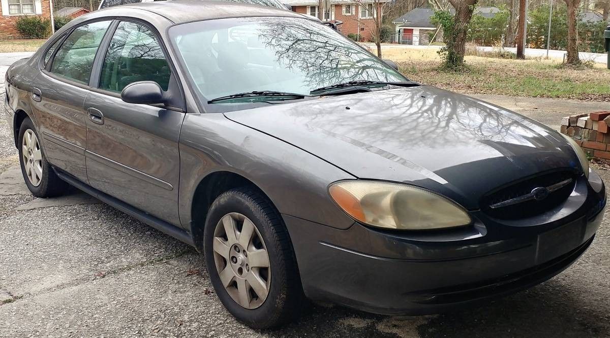 2002 Ford Taurus